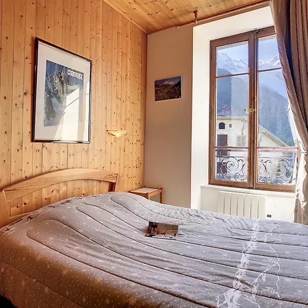 Spacieux A Chamonix, 8 Pers, Ascenseur - Fr-1-507-25 Apartment